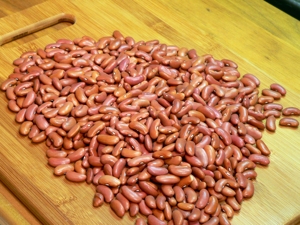 02_Chili-Con-Carne_sort-beans Sort the beans.