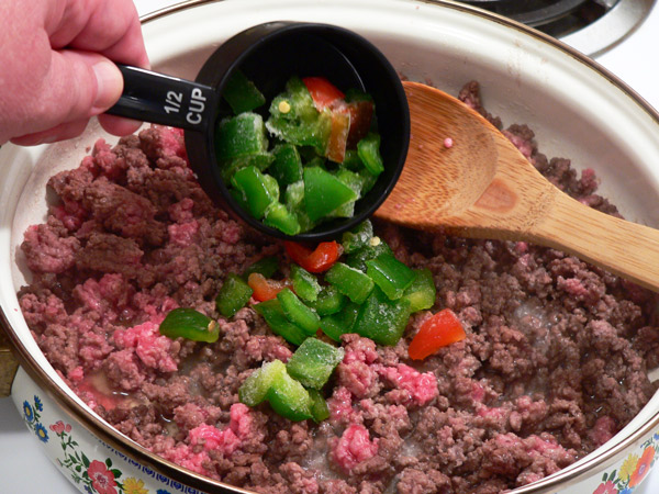 07_Sloppy-Joe's_beef-add-bell-pepper Add the chopped bell pepper.