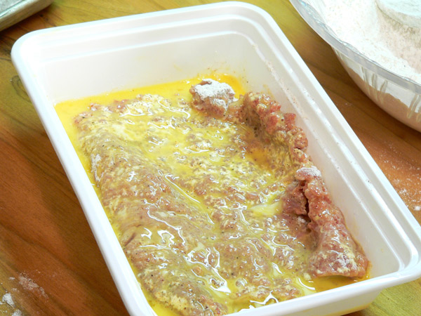 19_Chicken-Fried-Steak_dredge-in-egg-both-sides Coat both sides with the egg wash.