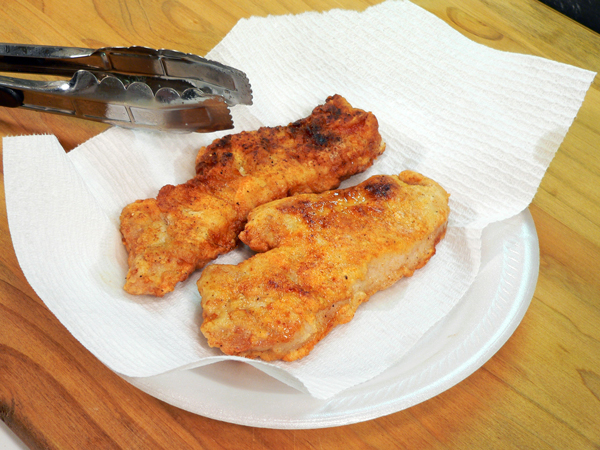 33_Pork-Chops_remove-and-drain Remove from pan and drain on paper towels.