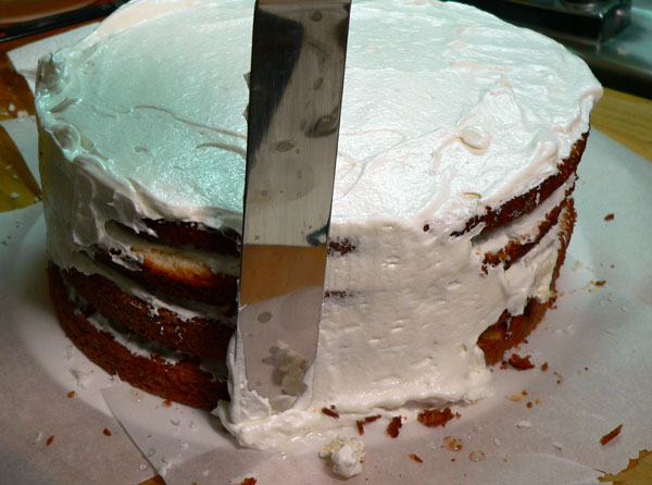Seven Minute Frosting, frosting the layers.