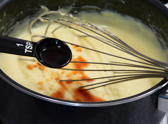 banana-pudding-add-vanilla-11 add vanilla