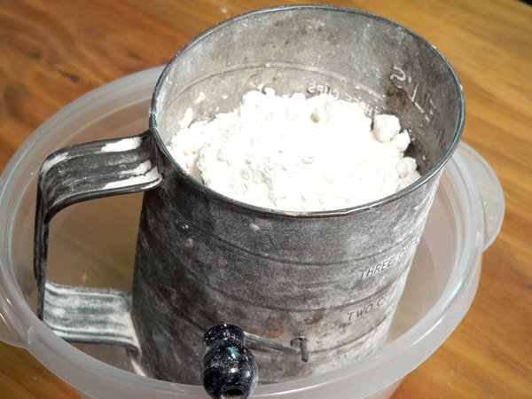 Basic-Pie-Crust_02_add-flour Basic Pie Crust, add flour.