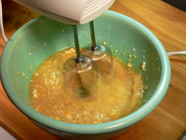 Blueberry-Muffins_21_mix-well Blueberry Muffins, mix well.