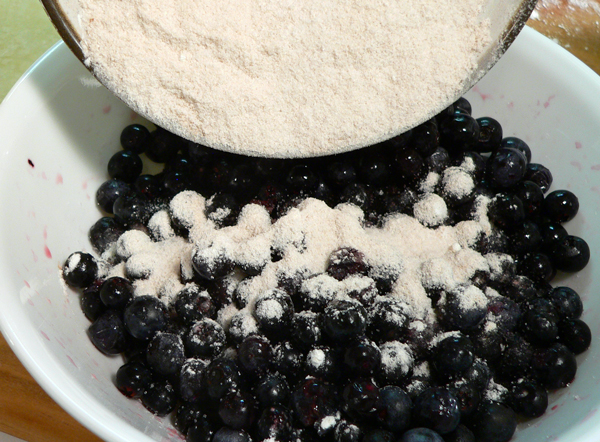 Blueberry-Pie_10_sprinkle-over-berries Blueberry Pie, sprinkle over the berries.