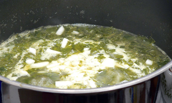 Collard-Greens-add-the-onions-18