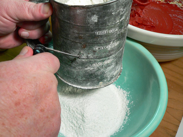 Red Velvet Cake, sift together.