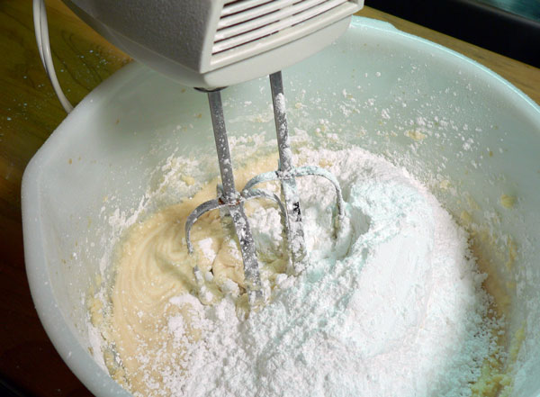 Red Velvet Cake, add remaining sugar.