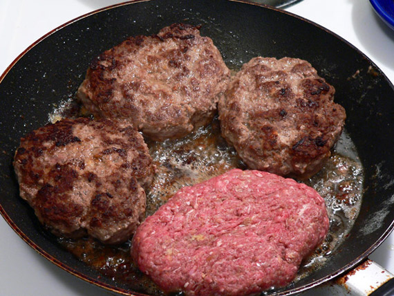 salisbury-steak-cook-turn-add-18 adding another patty