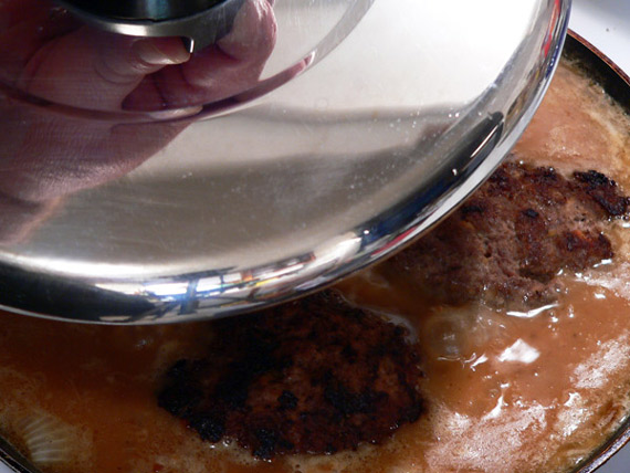 salisbury-steak-cover-and-simmer-29 cover the skillet and let simmer