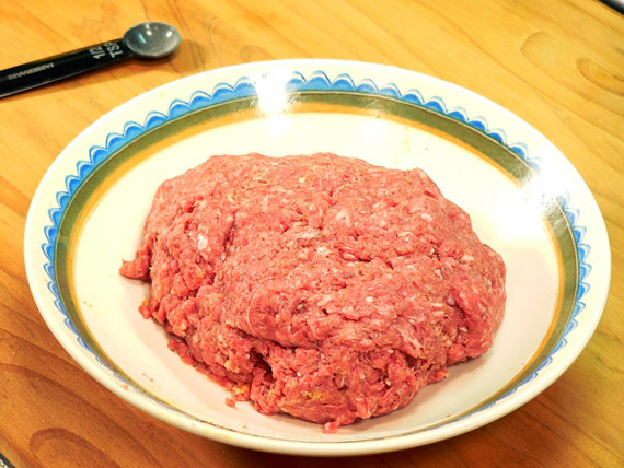 salisbury-steak-mix-well-11 mix the ingredients well