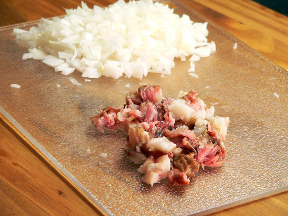Southern-Blackeye-Peas-chopped-pork-16