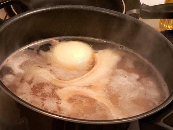 southern-pinto-beans-add-fat-back-12 Add fat back to the pinto beans