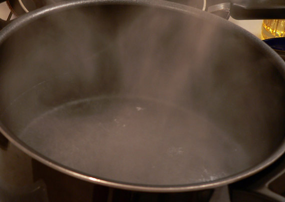 southern-pinto-beans-pot-of-water-09 Pot of boiling water