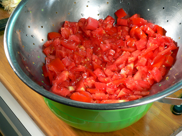 Tomato-Pie_11_place-in-colander Tomato Pie Recipe, place in colander.